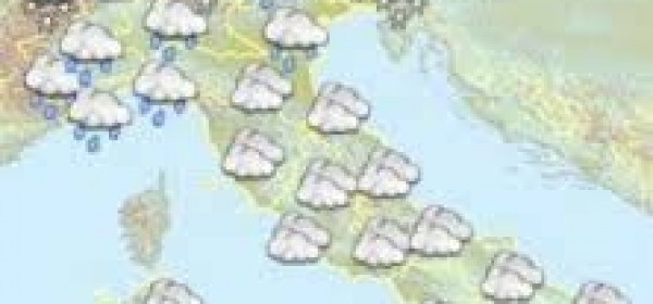 Il tempo, nuvoloso con piogge su Italia