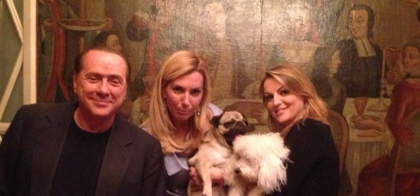 Silvio Berlusconi, Francesca Pascale, Michela Biancofiore e Dudù