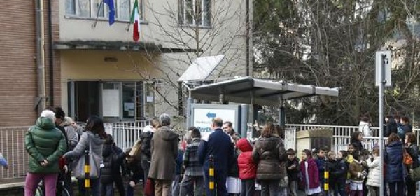 scuole evacuate-foto da ansa