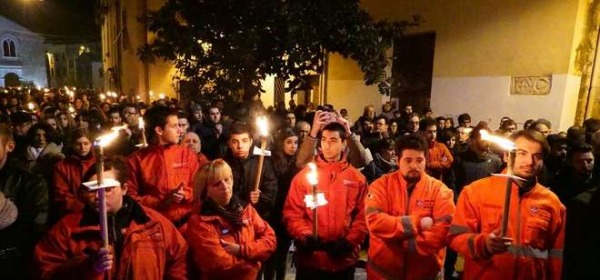 Terni, in migliaia alla fiaccolata per David (Foto Papa)