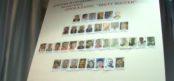 Dirty soccer-polizia catanzaro
