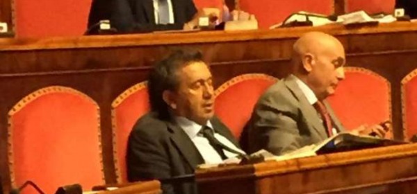 Antonio Azzollini dorme al Senato