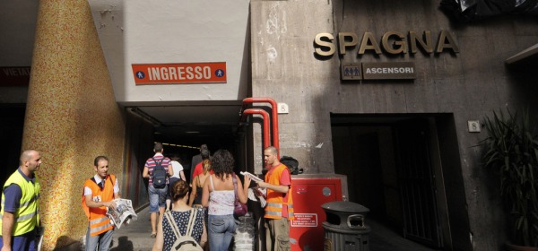 Roma - metro A - Piazza di Spagna