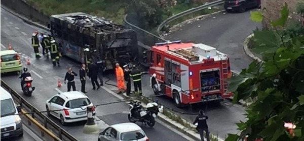 Bus In Fiamme a Roma
