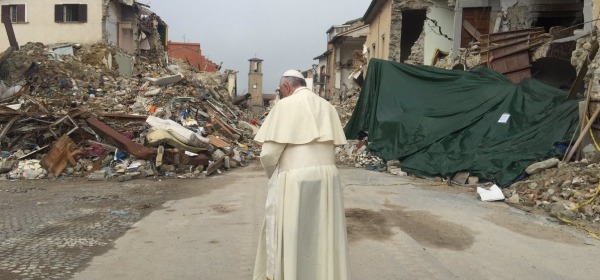 Papa Francesco - foto da twitter